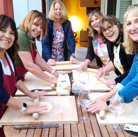 Private Tuscan Pasta Making Class and Dinner with a Local Expert in Florence